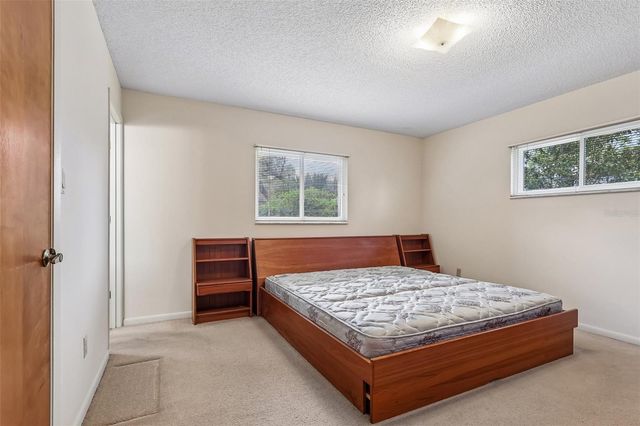 2522 LESTON COURT, Orlando, FL 32817