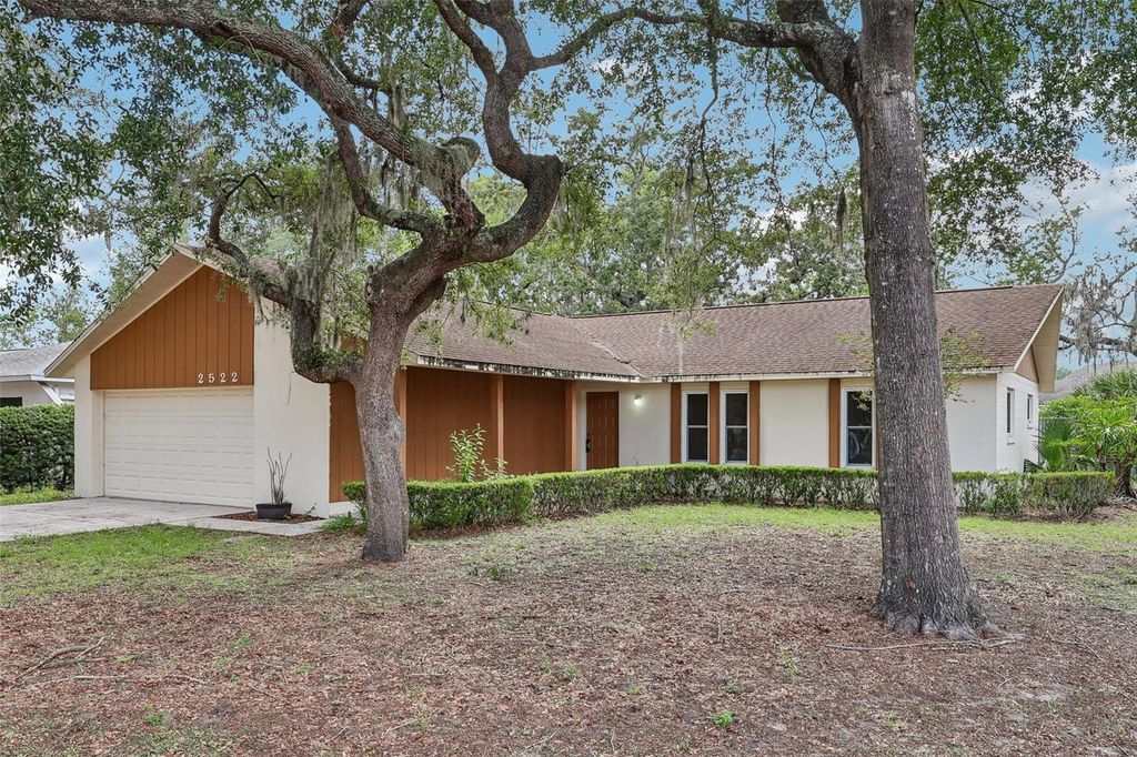 2522 LESTON COURT, Orlando, FL 32817