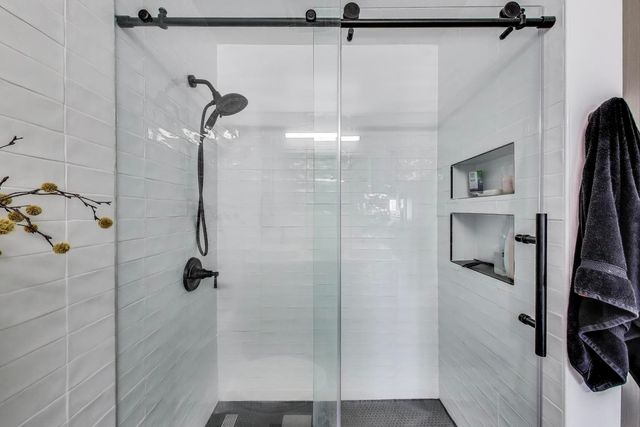 320 E 21ST Street 501, Chicago, IL 60616