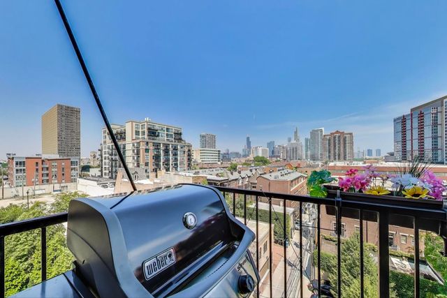 320 E 21ST Street 501, Chicago, IL 60616