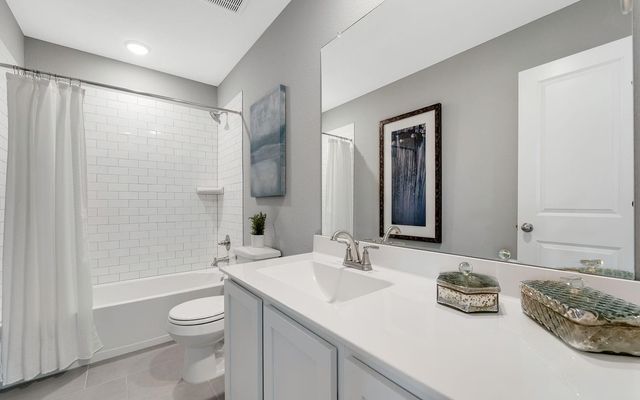 760 Red Mulberry Street, La Marque, TX 77568