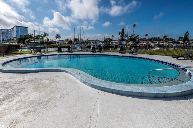 5197 SILENT LOOP 224, New Port Richey, FL 34652