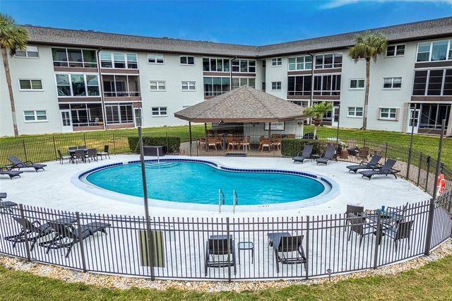 5197 SILENT LOOP 224, New Port Richey, FL 34652