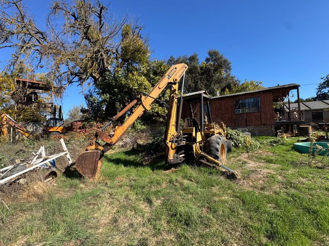 2547 Parkdale Dr, Modesto, CA 95358