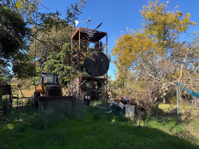 2547 Parkdale Dr, Modesto, CA 95358