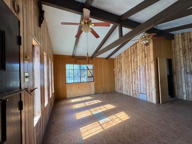 2547 Parkdale Dr, Modesto, CA 95358