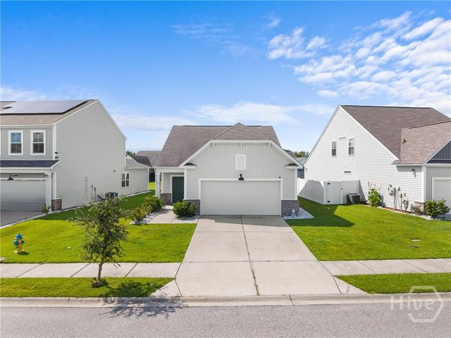 215 Crabapple Circle, Port Wentworth, GA 31407