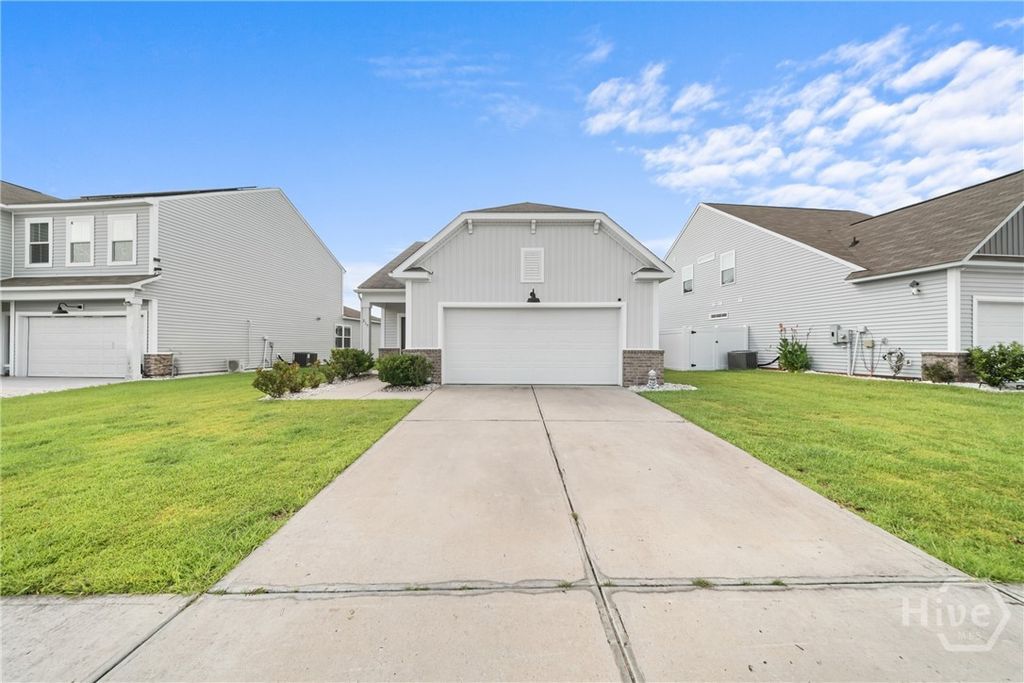 215 Crabapple Circle, Port Wentworth, GA 31407