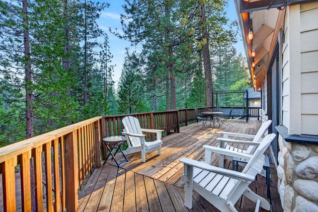 2316 Pamela Ct, Arnold, CA 95223