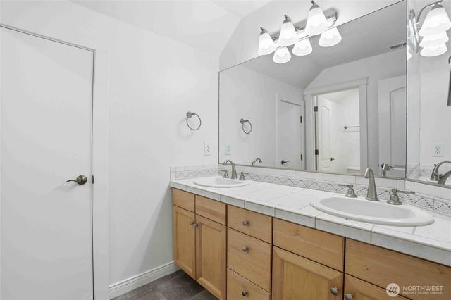 3712 NE 131st Street, Vancouver, WA 98686