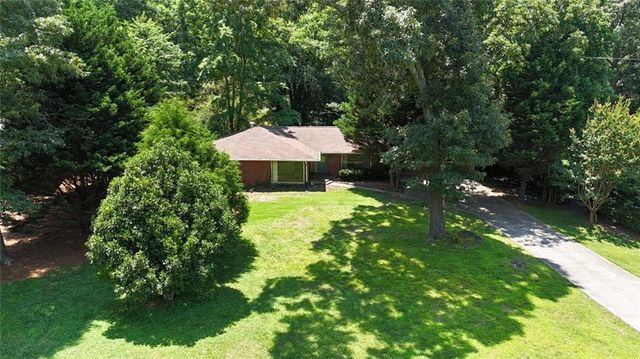 675 Holly Drive, Gainesville, GA 30501