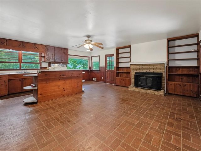 675 Holly Drive, Gainesville, GA 30501