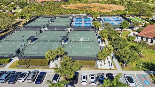 10475 MEDJOOL DRIVE, Venice, FL 34293