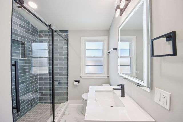 228 4th Street, Downers Grove, IL 60515