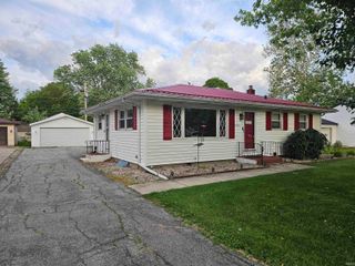 4030 Kentland Avenue, Fort Wayne, IN 46808