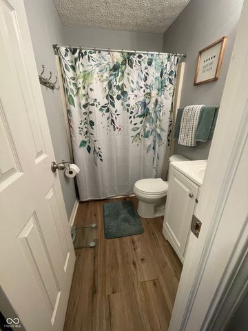 453 Ashby Drive, Greenfield, IN 46140