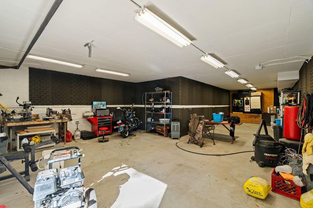 16 Chandeleur Point, Hattiesburg, MS 39402