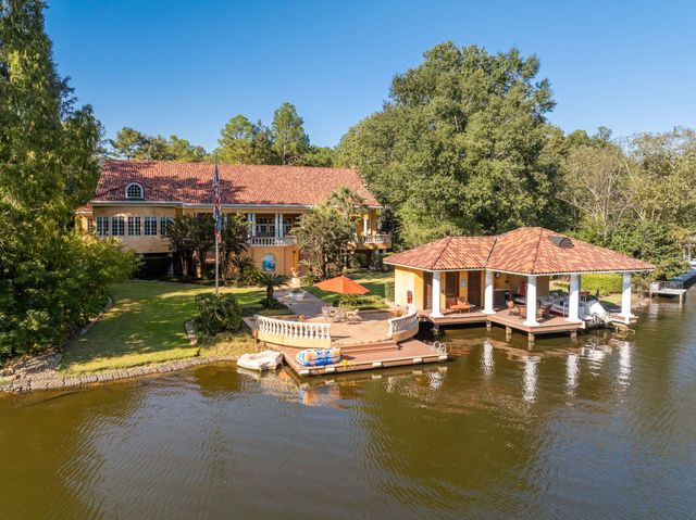 16 Chandeleur Point, Hattiesburg, MS 39402