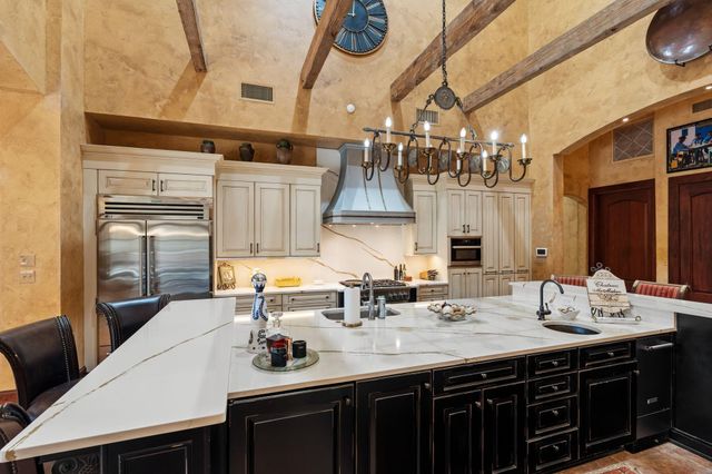 16 Chandeleur Point, Hattiesburg, MS 39402