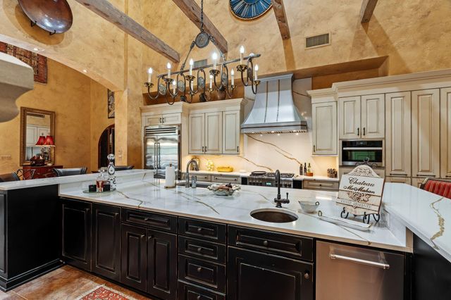 16 Chandeleur Point, Hattiesburg, MS 39402