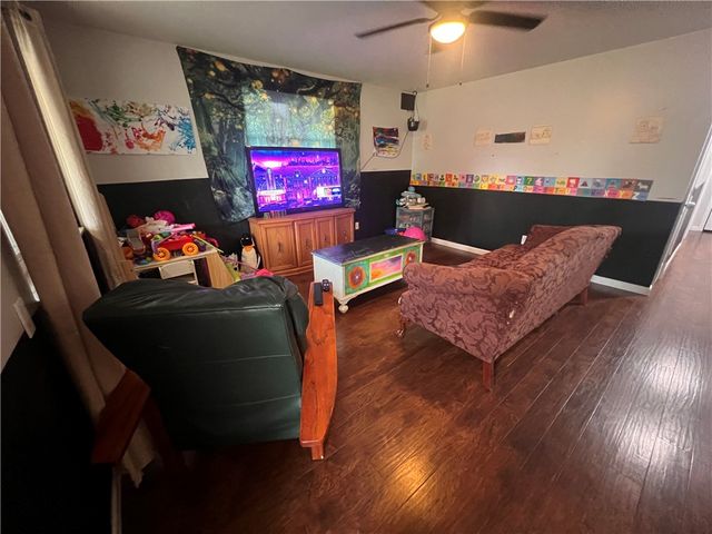 2431 Guernsey Dell Avenue, Dayton, OH 45404