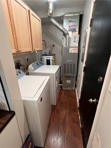 2431 Guernsey Dell Avenue, Dayton, OH 45404