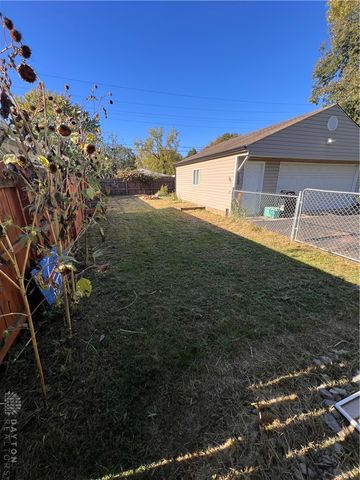 2431 Guernsey Dell Avenue, Dayton, OH 45404