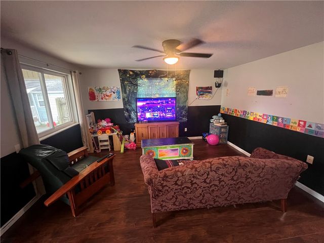 2431 Guernsey Dell Avenue, Dayton, OH 45404