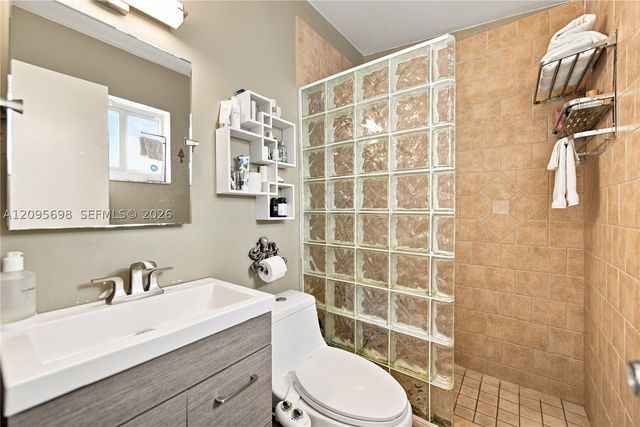1119 Buchanan St, Hollywood, FL 33019