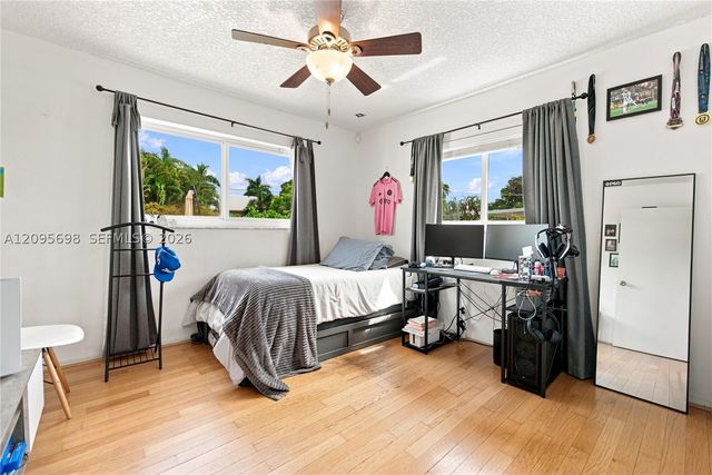 1119 Buchanan St, Hollywood, FL 33019