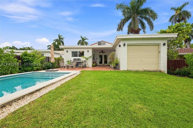 1119 Buchanan St, Hollywood, FL 33019