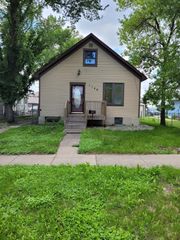 1140 19th Street N, Fargo, ND 58102