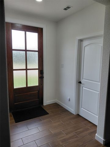 604 E 4th Street, Muenster, TX 76252