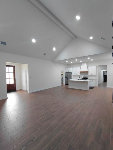 604 E 4th Street, Muenster, TX 76252