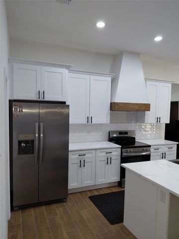 604 E 4th Street, Muenster, TX 76252