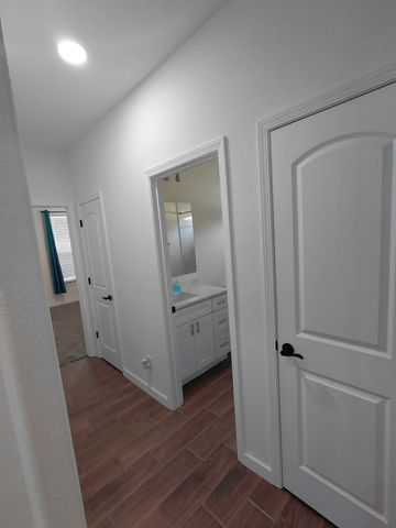 604 E 4th Street, Muenster, TX 76252