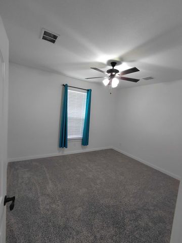 604 E 4th Street, Muenster, TX 76252