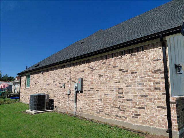 604 E 4th Street, Muenster, TX 76252