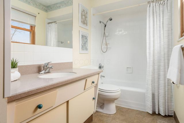 5674 Lindenwood Road, Columbus, OH 43229