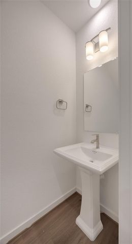 1943 Longmire Villas Court, Conroe, TX 77304