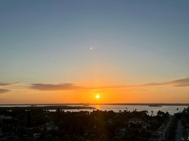 880 MANDALAY AVENUE C808, Clearwater Beach, FL 33767