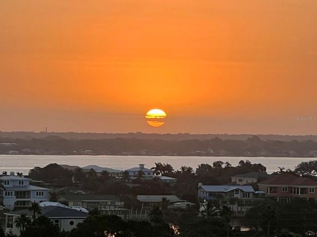 880 MANDALAY AVENUE C808, Clearwater Beach, FL 33767