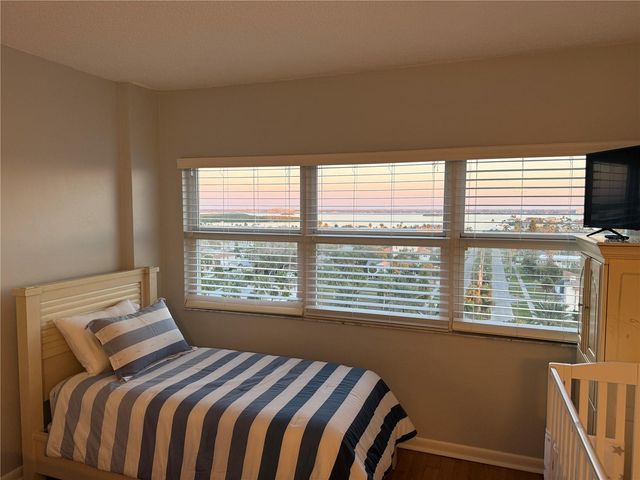 880 MANDALAY AVENUE C808, Clearwater Beach, FL 33767