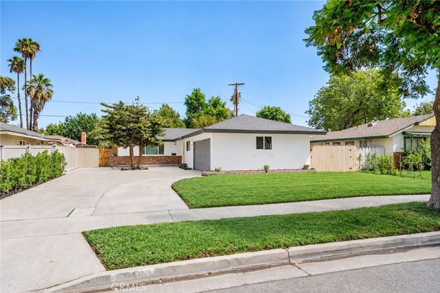 6458 Rhonda Road, Riverside, CA 92504