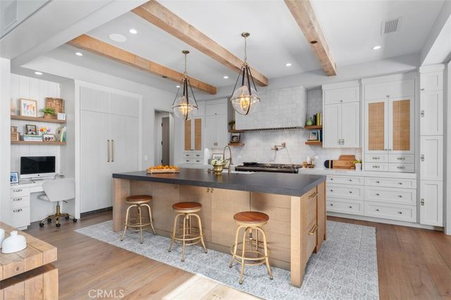 1030 Sandcastle Drive, Corona Del Mar, CA 92625