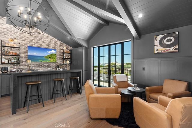 1030 Sandcastle Drive, Corona Del Mar, CA 92625