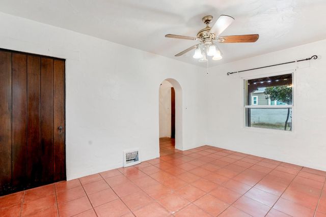 815 W Yosemite Avenue, Madera, CA 93637