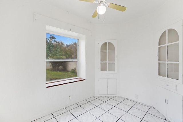 815 W Yosemite Avenue, Madera, CA 93637