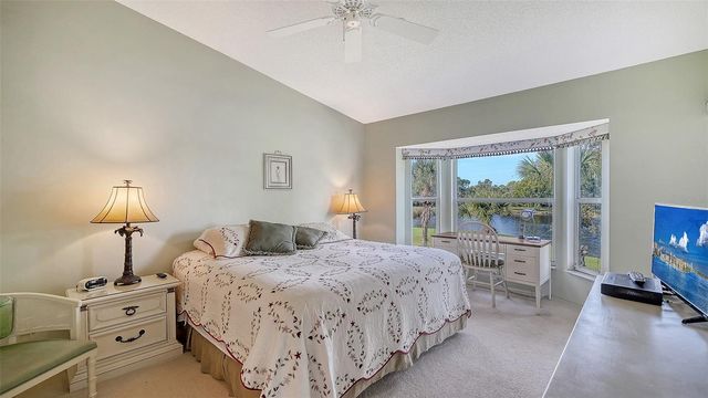 9480 HIGH GATE DRIVE 2122, Sarasota, FL 34238