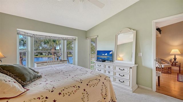 9480 HIGH GATE DRIVE 2122, Sarasota, FL 34238